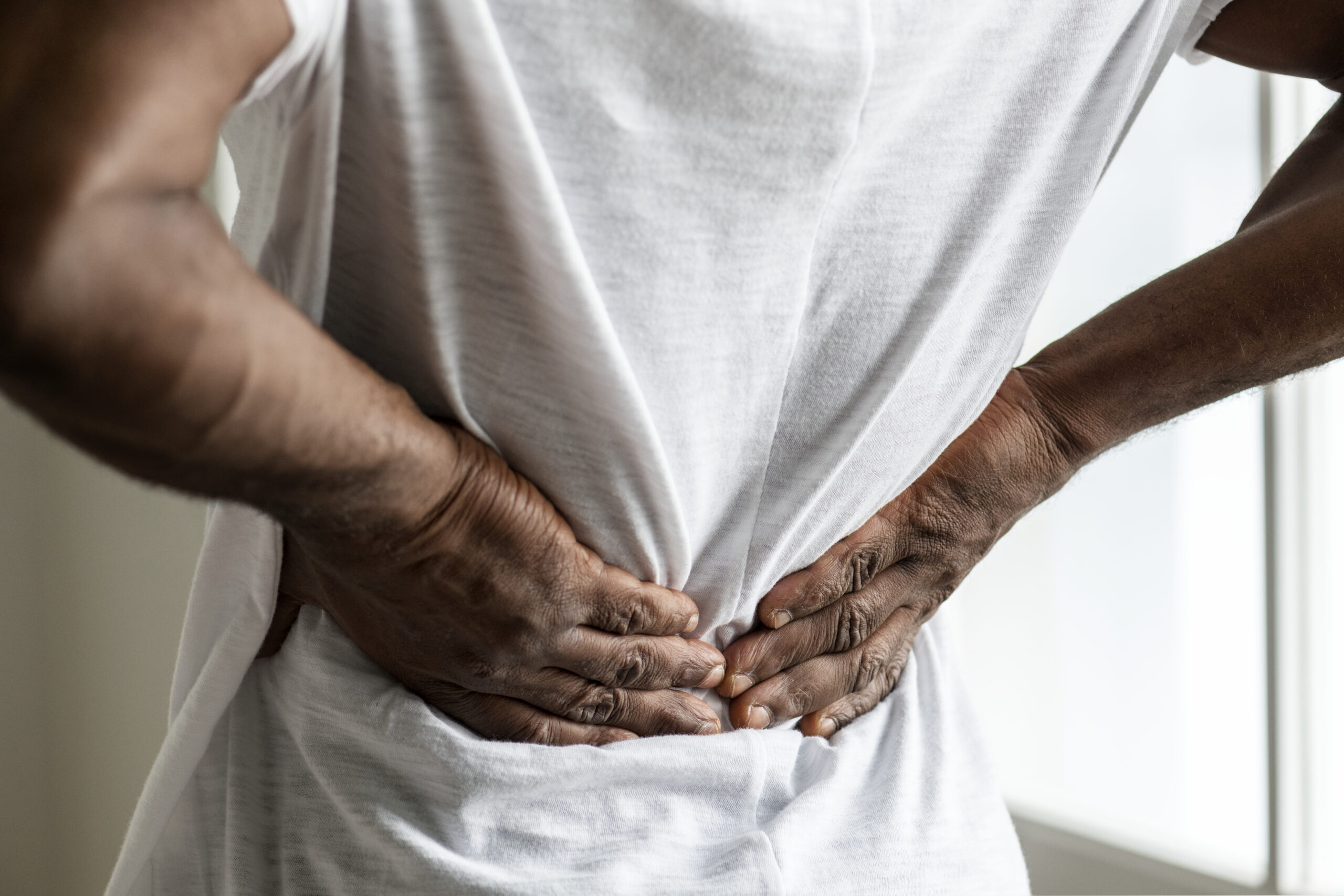 Jaffe Sports Medicine – Back Pain Treatment in Naples FL Trusted Clinic